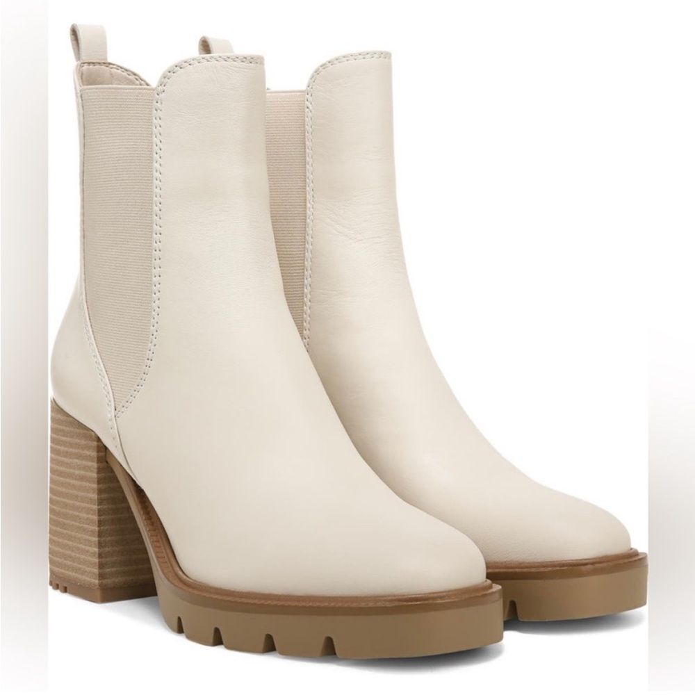 Sam Edelman Rollins Chelsea Boot ivory size 6 NWT in box